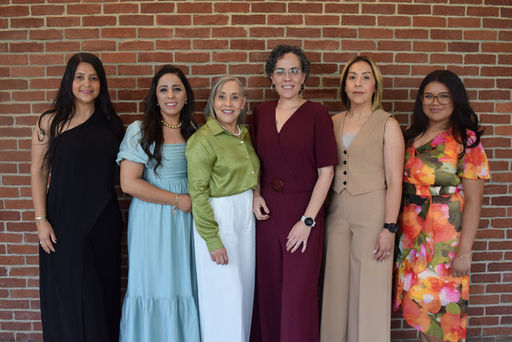 AVANCE TEAM Mariela Paredes ,  Noemi Patino, Nancy